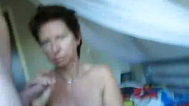 Throated Thaneed Insane Deep Throat sex amateur a la maison Skills