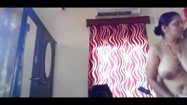 Pipe video sexe a la maison en plein air