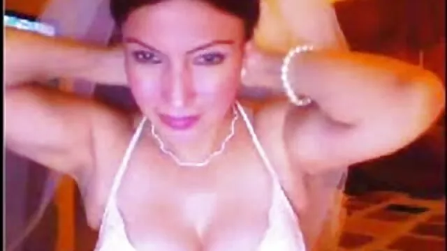 Plantureuse blonde amateur avec fait maison sexe un gode