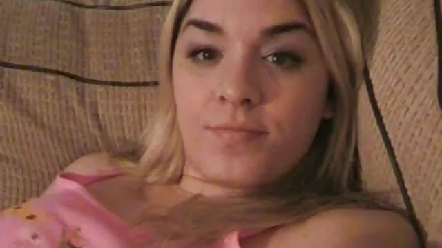Mère et fille Delia Rosa et video de sexe fait maison Jazmina En Familia X