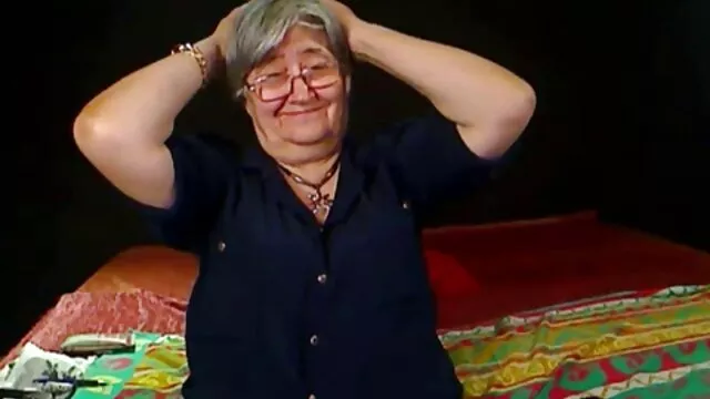Elle se doigte sur la cam partie 3 fait maison sex