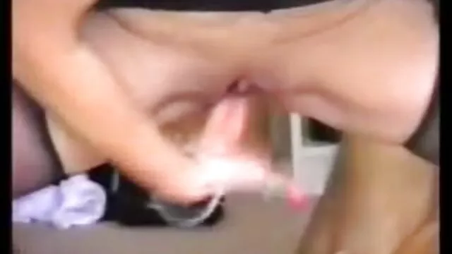 S'il te plaît, ne jouis pas en maison close video porno moi!