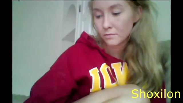 Juego video sexe fait a la maison sexual con Barbie doll1